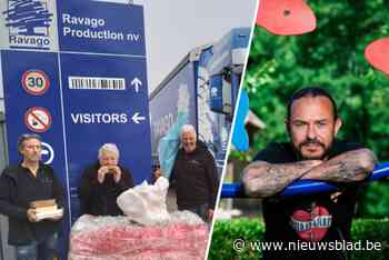Tijs Vanneste stelt tattooboek voor op Boeken & Koeken in plastiekfabriek van Ravago