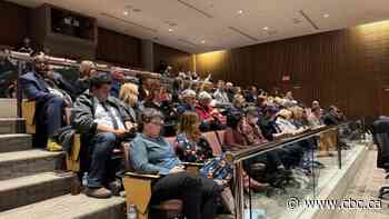 Edmonton Public Schools opens the door to return police officers to schools