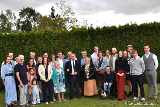Greta en Antoine uit Zele vieren diamanten huwelijk in Zogse ’t Hofstedeken