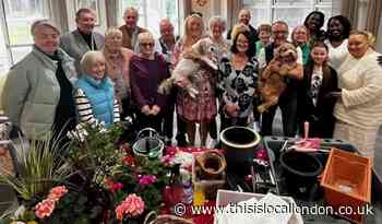 Hornchurch Park Rise residents get balcony gardening tips