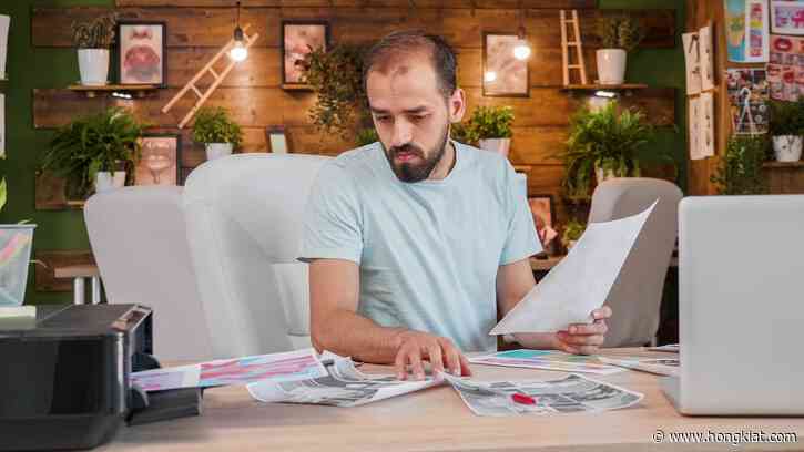 Why You’re Struggling to Attract More Design Projects (5 Reasons)