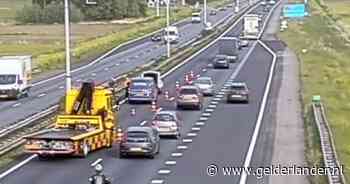 Lange file op de A12 na kop-staartbotsing: vertraging ruim een uur