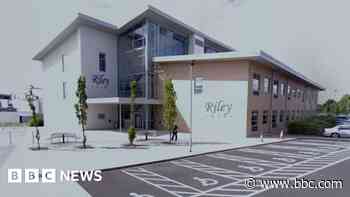 University to turn offices into teaching space