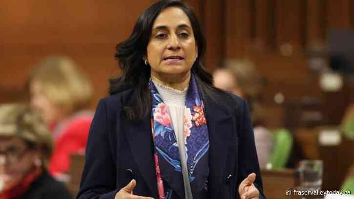 Public servants to be in-office 3 days a week as of Sept. 9