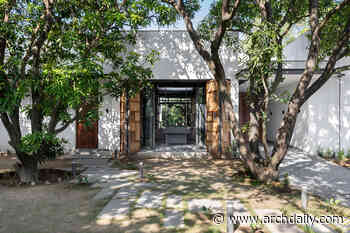 House of Mango Shadows / Design i.O