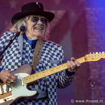 Hemelvaartsdag bij Oost met ‘Normaal, 48 joar olderwets høken’