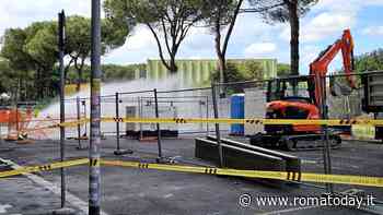 Quadraro, ancora un crollo nell'area della maxi voragine. Tubatura rotta e intera via senz'acqua