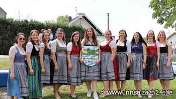 Nach sechs Jahren endlich wieder ein Maibaum in Rattenkirchen