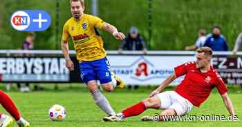 Kicker des Oberligisten SV Todesfelde gastierten bei Preußen Reinfeld