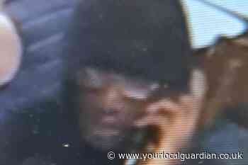 London Bridge, Honor Oak, Clapham Junction: Train robberies