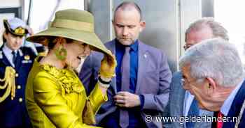 Máxima zou ‘overdressed’ zijn voor haar bezoek aan een stichting, maar de hoed is juist perfect gekozen