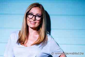 Katerine Avgoustakis kiest na burn-out weer voor meer muziek in haar leven: “Ik wist niet meer wie ik was”