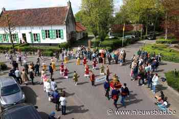 Niet parkeren of stilstaan op Burgemeester Jozef Van Looverenplein voor meikermis