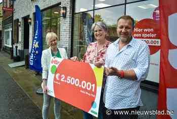 Jonge dertiger wint 2,5 miljoen euro met de Lotto: “Een woning en sparen, maar eerst eens lekker eten”