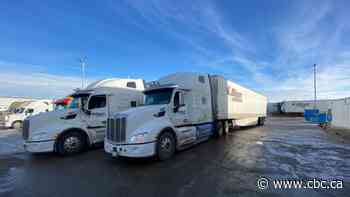 Alberta semi-automated truck convoys didn't save fuel but tech still has promise, researchers say