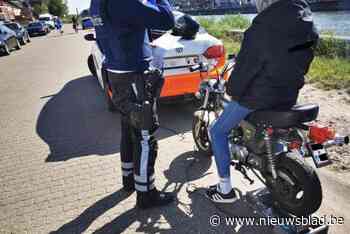 Tiener twee keer betrapt met dezelfde opgevoerde bromfiets: 1.000 euro boete