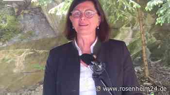 „Nie wieder ist jetzt“: Ilse Aigner und Max Heimerl bei Gedenkfeier am Bunkerbogen