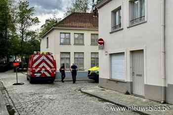 Man (82) overleden op straat op boogscheut  van woning