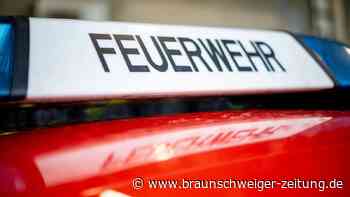 Verkehrsunfall auf L321: Eine Person eingeklemmt