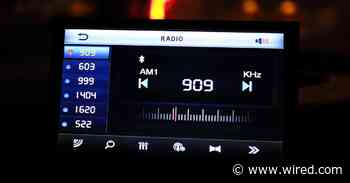 Automakers Want AM Radios Out of Cars. Congress Is About to Require Them