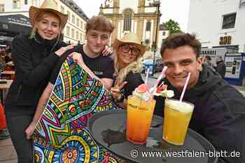 Tausende strömen zum Frühlingsfest-Auftakt in die Paderborner Innenstadt