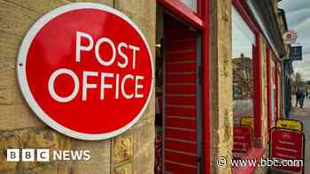 Post Office 'saw postmasters as enemies'
