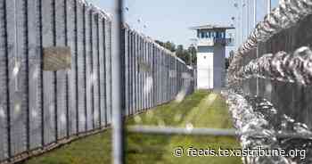 Feds accuse Texas prison agency of discriminating against employee for wearing a headscarf