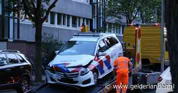 Met eieren bekogelde politie weer in actie in Utrecht Overvecht: groep veroorzaakt onrust en vernielingen