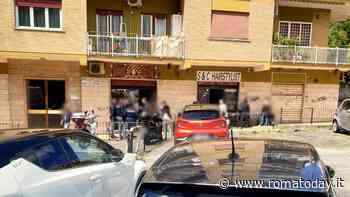 Commercianti aggrediti da una banda che disturba davanti ai loro negozi