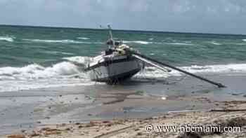 Suspected migrants run off after arriving on boat at Hollywood Beach: Police