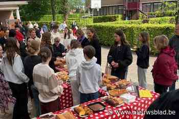 Sint-Jansfeesten in thema van Spring
