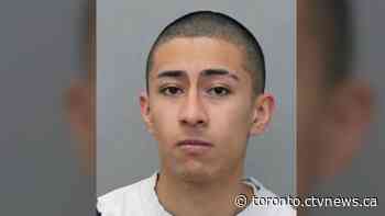 Police searching for man wanted for assaulting woman in Toronto’s west end