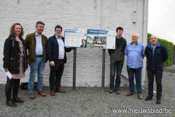 Infobord houdt herinnering aan boerentram levendig aan Vollezele Statie