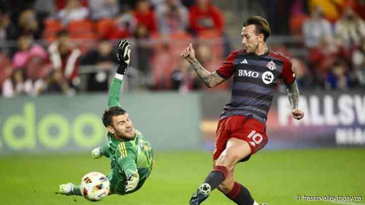 Bernardeschi scores twice to end goal drought, lift Toronto FC past FC Dallas