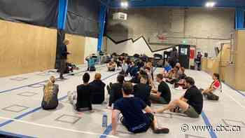 Movie industry veteran hosts stunt performer workshops in northern Ontario