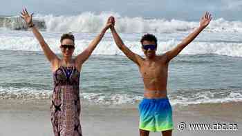 Regina teen gives winning speech on optimism, inspired by his mom's cancer journey