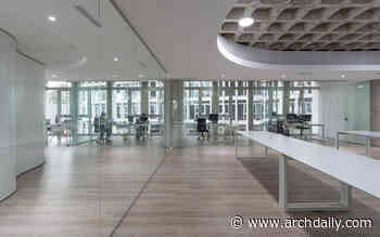 Orange Obras Civiles Offices / Agustín Lozada