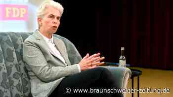 Hitzige Diskussionen bei Strack-Zimmermann-Rede in Wolfsburg