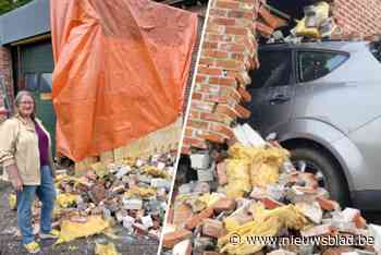 Moeder en zoon schrikken wakker nadat auto door gevel is gereden: “Helaas niet de eerste keer dat dit voorvalt”