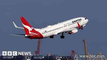 Qantas agrees payouts over 'ghost flights'