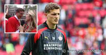 Guus Til gaat helemaal los op platte kar tijdens huldiging PSV: ‘Ik ben echt helemaal dronken ouwe’