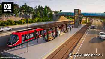 Federal government throws support behind Canberra's light rail Stage 2B with $50 million committed to planning
