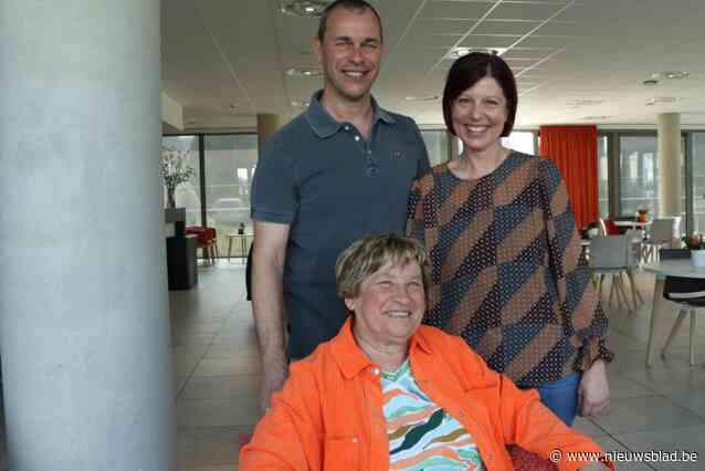 “Ik huilde toen ik te weten kwam wie mijn leven redde”: toevallige babbel verenigt Rita vijf jaar na zwaar ongeval met haar redder