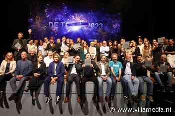 Een recordaantal Tegels uitgereikt in een bewogen jaar: 'Als het fout gaat met de Nederlandse democratie dan ligt het in ieder geval niet aan deze journalisten'