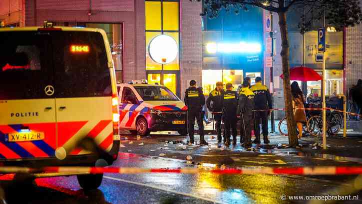 Vrouw die onder ME-bus kwam, nog in het ziekenhuis: 'Ze mag snel naar huis'