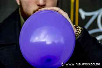 Genkse lachgasdealer ontsnapt aan zware straf door oude wetgeving