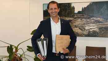 „Linke Positionen diffamieren“ & Meinungsfreiheit beschneiden: Bürger-Frust über Rosenheims OB März