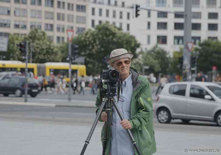 Dokumentation der Veränderung
 - Fotoausstellung in Berlin