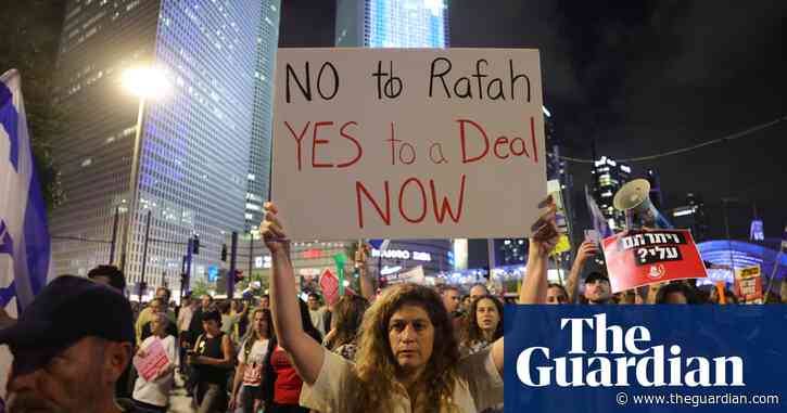 Thousands rally across Israel calling for Netanyahu to accept ceasefire deal