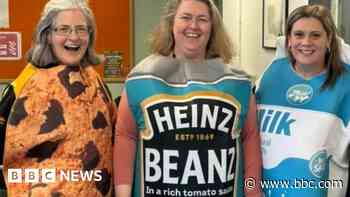 Foodbank workers raise funds on 34km city walk